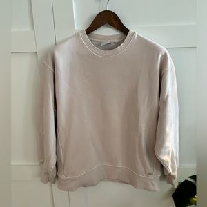 Aritzia - TNA Light Blush Pink Boyfriend Fit Crewneck M